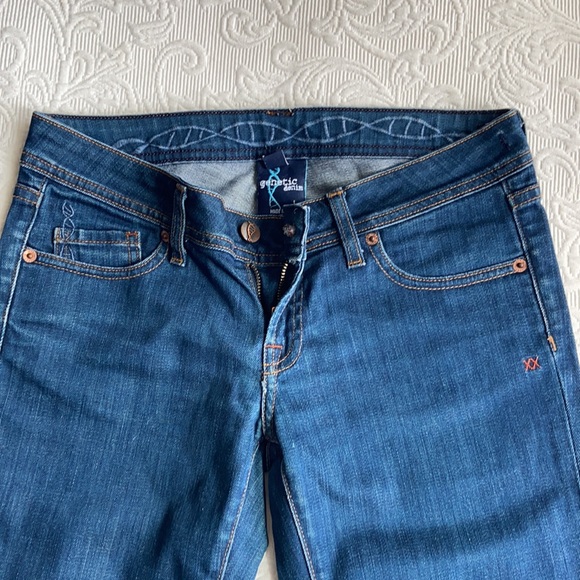 Genetic wide leg Denim Blue Wash 26 mid rise 90’s style flare leg bell bottom - Picture 5 of 8